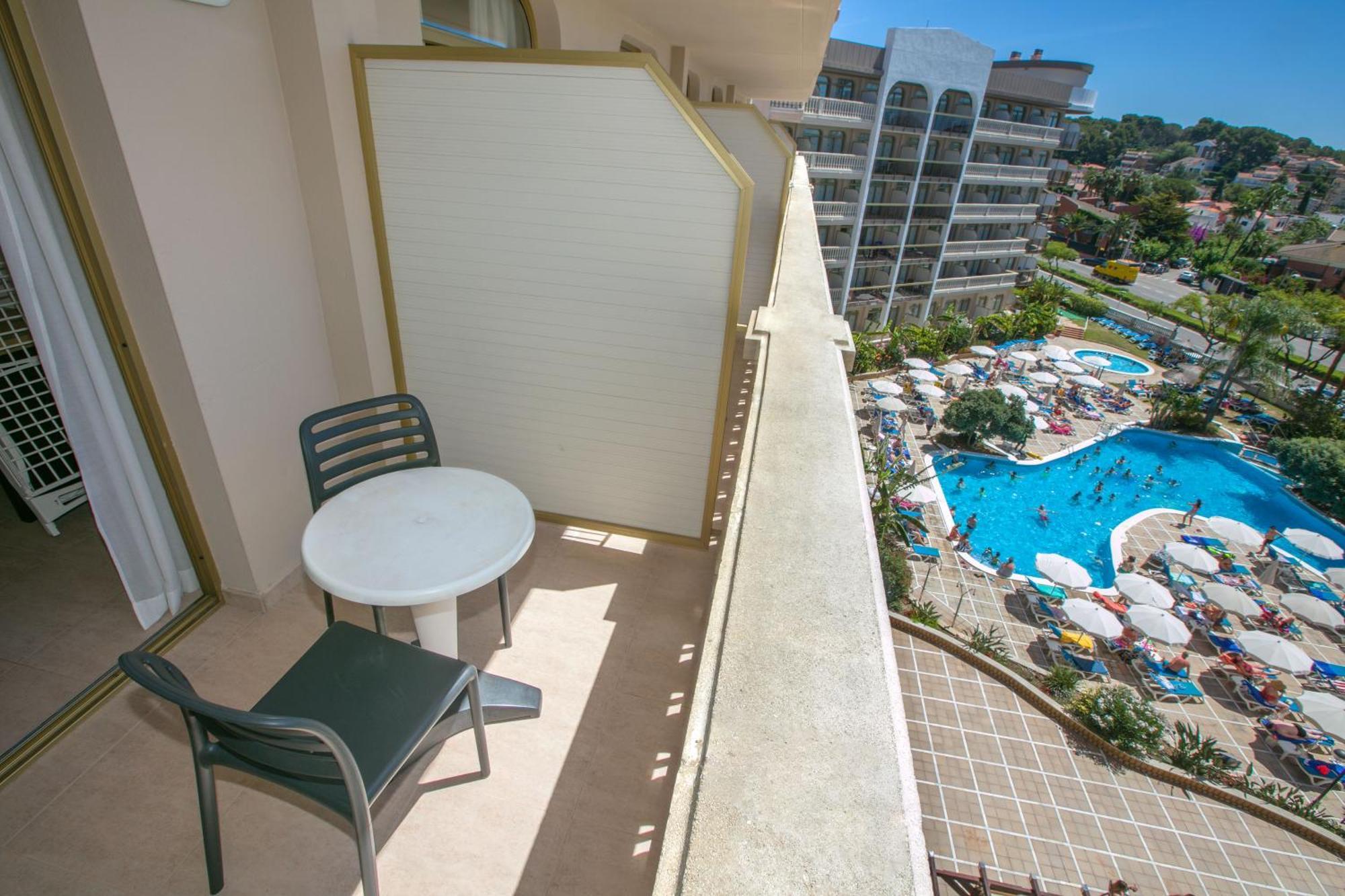 Ponient Dorada Palace By Portaventura World Salou Room photo